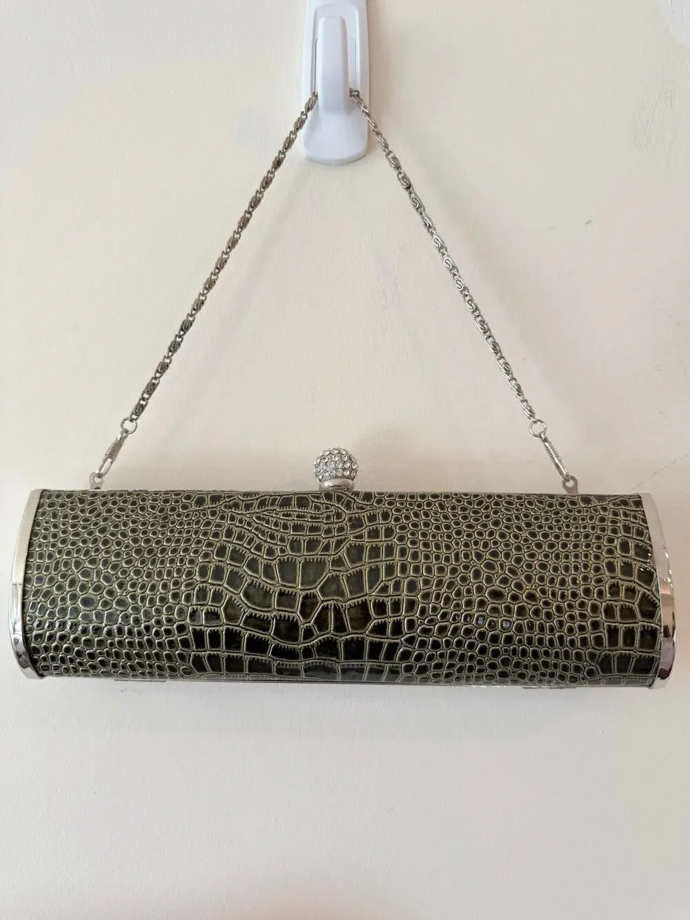 Mod Clutch Bag Women's Green Detachable Strap Clasp Closure Crocodile Embossed